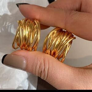 18k Gold Plated Twisted Hoop Earrings 1”